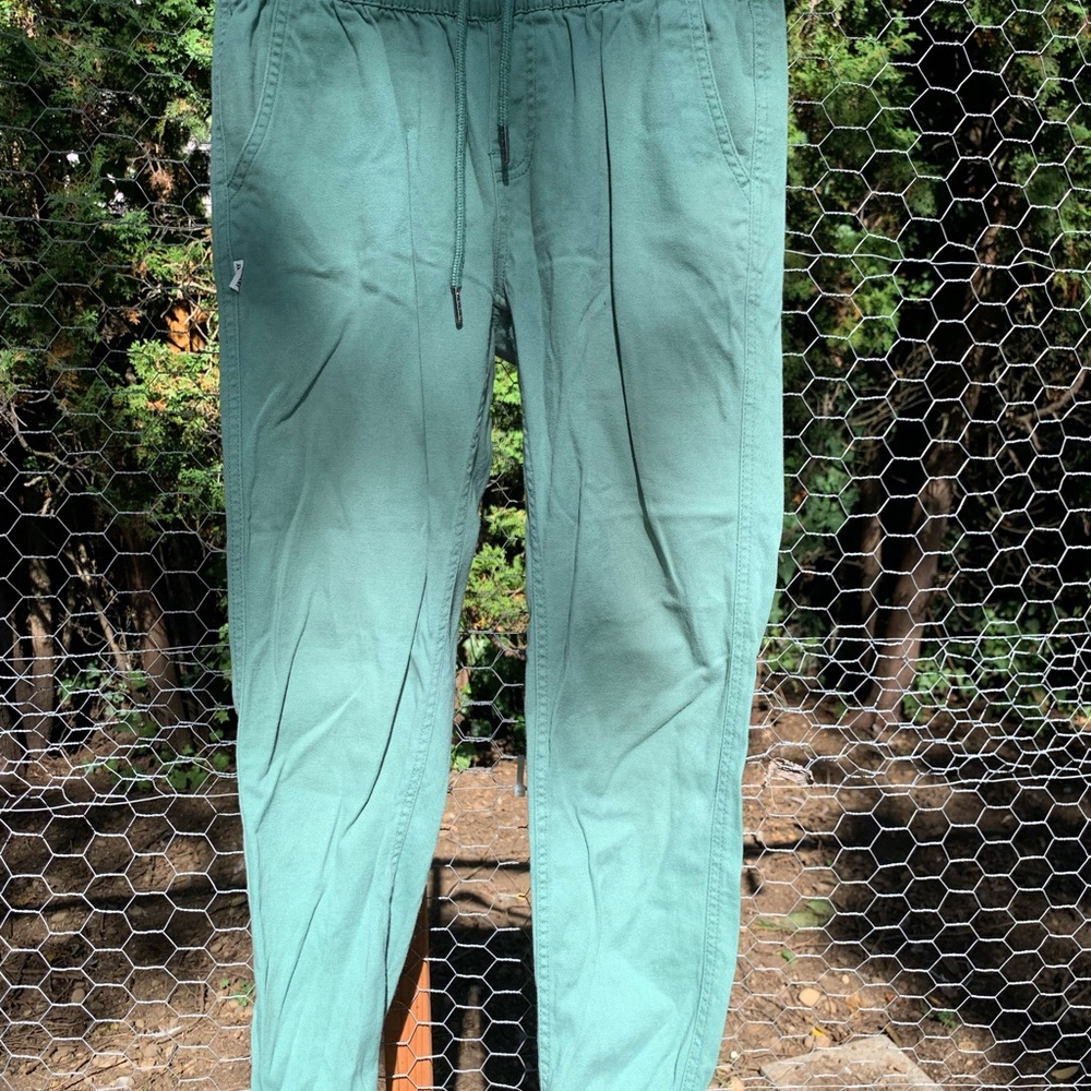 Women’s FairPlay Joggers Size 27